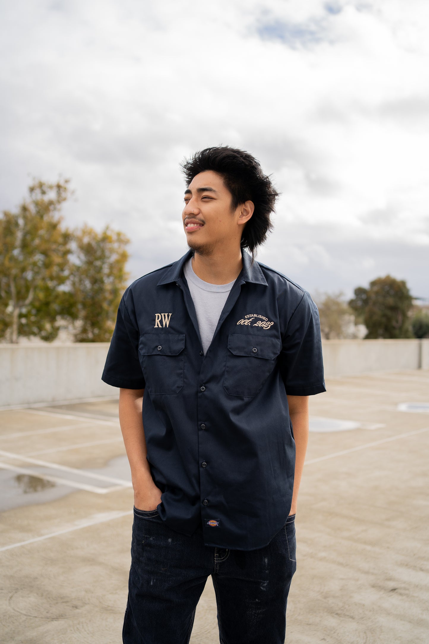 FORGIVE AND FORGET WORK SHIRT - NAVY